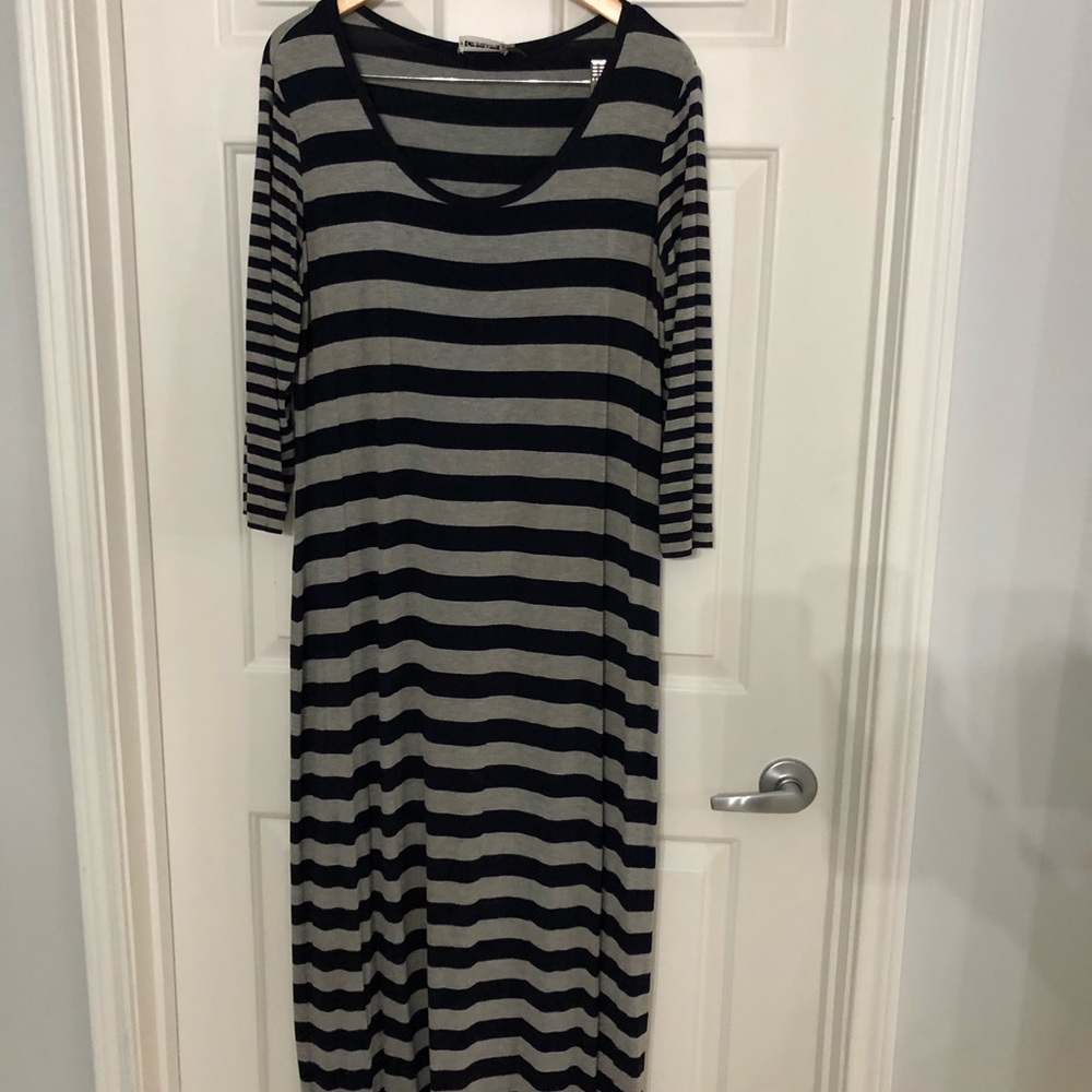 ☘️ 4/$35 CALVIN KLEIN: Maxi Dress